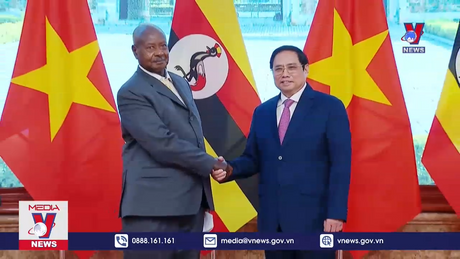 Thủ tướng tiếp Tổng thống Uganda