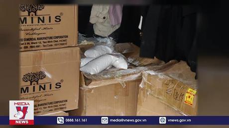 Bắt giữ 2 cha con tàng trữ khoảng 9,5 kg ma túy 