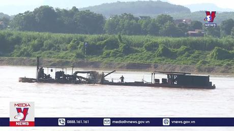 Cần thực hiện đồng bộ các giải pháp phòng chống sạt lở bờ sông 