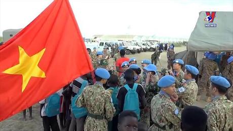 Bản tin tiếng Anh ngày 26/11/2022