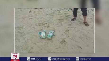 Phát hiện nhiều gói ma túy dạt vào bờ biển Quảng Trị