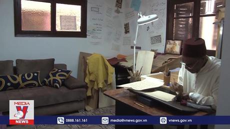 Các “thầy đồ” gìn giữ thư pháp Ả Rập