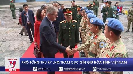 Phó Tổng thư ký LHQ thăm Cục Gìn giữ hòa bình Việt Nam