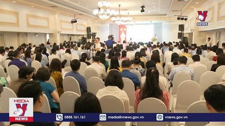 Tham gia tích cực bảo vệ nền tảng tư tưởng của Đảng