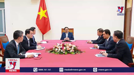 Thủ tướng Phạm Minh Chính điện đàm với Thủ tướng Pháp