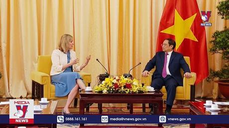 Thủ tướng tiếp Bộ trưởng phụ trách Ngoại thương và Hợp tác phát triển Hà Lan