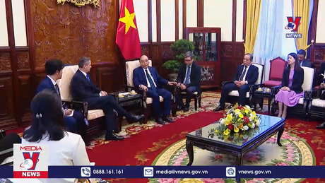 Chủ tịch nước tiếp Đại sứ Chile đến chào từ biệt