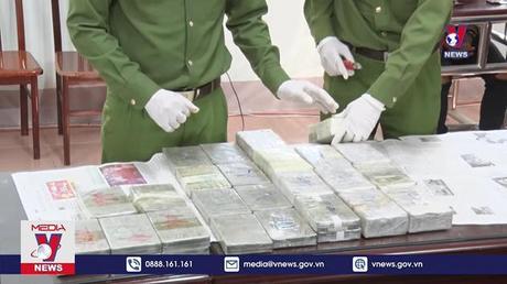 Lai Châu khen thưởng phá thành công chuyên án, thu 40 bánh heroin