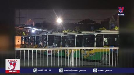 Lái xe 6 tuyến buýt tại Vĩnh Phúc nghỉ việc, đòi quyền lợi