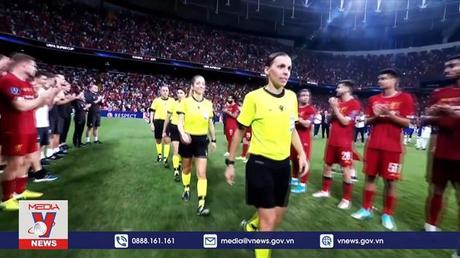 Tổ trọng tài toàn nữ đầu tiên trong lịch sử World Cup