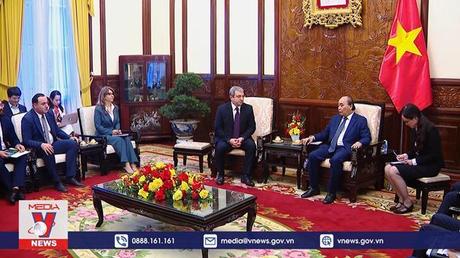 Chủ tịch nước tiếp các Đại sứ trình Quốc thư