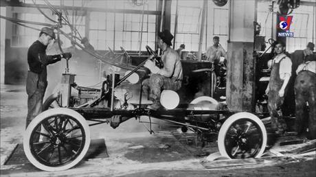 Thông điệp lịch sử: Henry Ford ra mắt dây chuyền lắp ráp ôtô