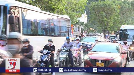Gia tăng ùn tắc giao thông cuối năm ở TPHCM