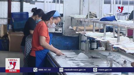 Công nhân lo phải nghỉ tết sớm