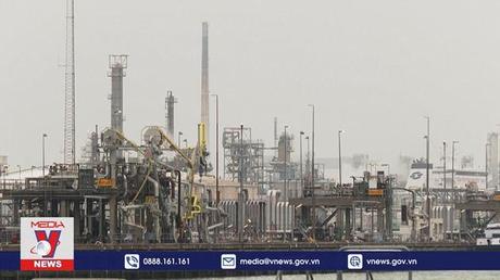 Tắc nghẽn tàu chở dầu do biện pháp áp giá trần dầu thô của Nga