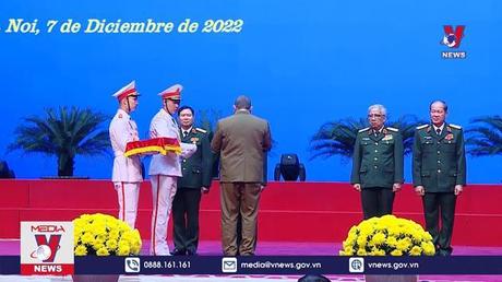 Trao huân chương của nhà nước Cuba tặng lãnh đạo Bộ Quốc phòng