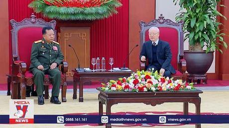 Tổng Bí thư Nguyễn Phú Trọng tiếp Bộ trưởng Quốc phòng Lào