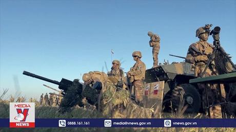 Chi tiêu quốc phòng châu Âu lần đầu vượt 200 tỷ euro