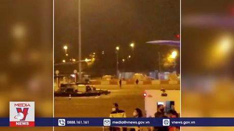 Cảnh sát Tây Ban Nha tìm kiếm 12 hành khách bỏ trốn