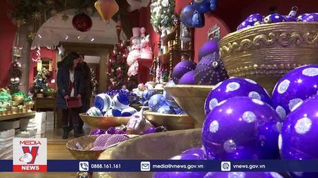Không khí chuẩn bị Giáng Sinh rộn ràng trên thế giới