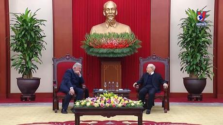 Bản tin tiếng Anh ngày 08/12/2022