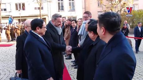 Bản tin tiếng Anh ngày 09/12/2022