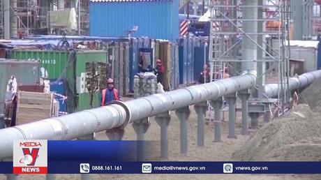 Na Uy áp giá trần đối với dầu mỏ của Nga