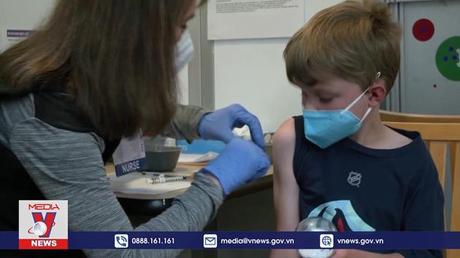 Mỹ cấp phép sử dụng vaccine COVID-19 cải tiến cho trẻ từ 6 tháng tuổi