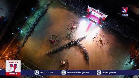 Lần đầu tiên tổ chức Lễ hội hoa tớ dày ở Mù Cang Chải