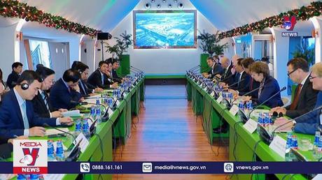 Thủ tướng gặp gỡ, đối thoại với doanh nghiệp Hà Lan