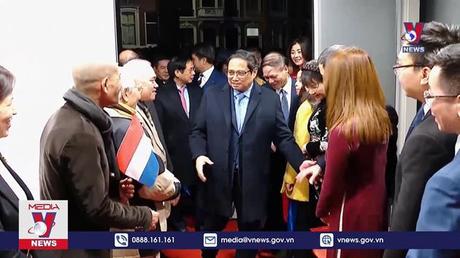 Thủ tướng Phạm Minh Chính gặp mặt kiều bào tại Hà Lan