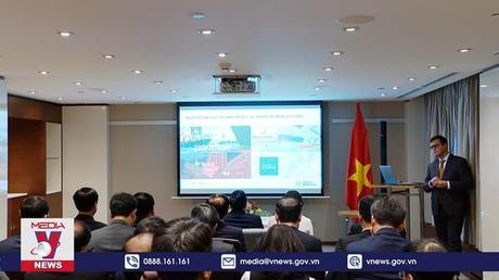 Thủ tướng thăm mô hình phát triển cảng Rotterdam