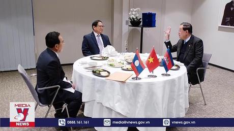 Thủ tướng gặp thủ tướng Lào, thủ tướng Camphuchia