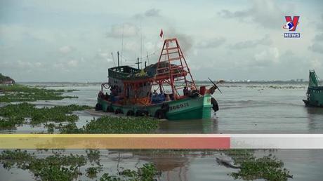 Biên giới, biển đảo Quê hương: Xóa mù chữ cho bà con vùng biên