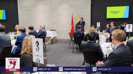 Thủ tướng ăn trưa và làm việc với Thủ hiến vùng Flanders