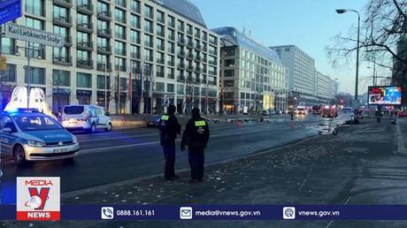 Vỡ thủy cung đứng cao nhất thế giới tại Đức