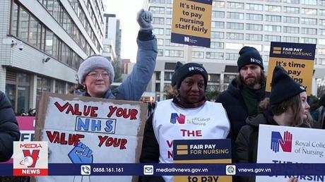 Anh không chấp nhận yêu cầu tăng lương của các y tá