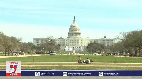 Quốc hội Mỹ thông qua dự luật ngân sách duy trì hoạt động của chính phủ