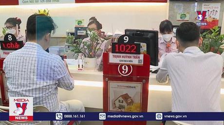 Tiền gửi của người dân vào ngân hàng tăng mạnh 