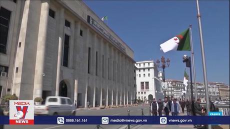 Algeria và Pháp nối lại quan hệ lãnh sự