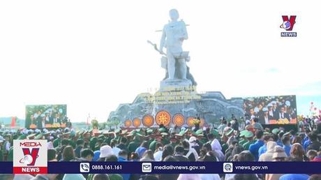 Khánh thành tượng đài anh hùng dân tộc N’Trang Lơng