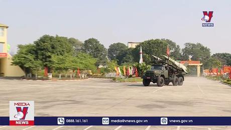 Quả đấm thép vào pháo đài bay B52 