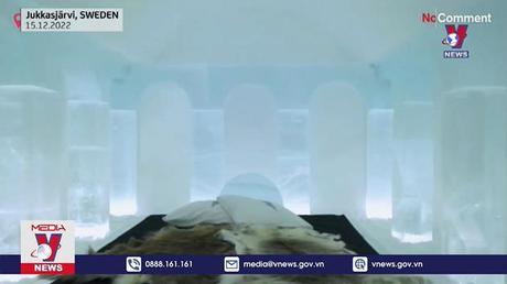 Trải nghiệm ‘độc lạ’ tại khách sạn làm từ băng tuyết