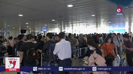 Khai thác gần 1.000 chuyến mỗi ngày dịp Tết