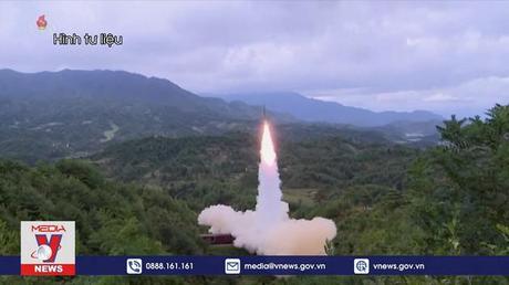 Triều Tiên phóng 2 tên lửa ra vùng biển phía Đông