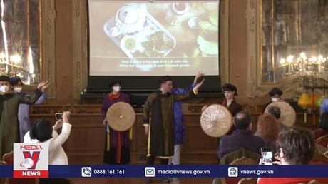 Sinh viên Italy trình diễn truyện Kiều tại Venice