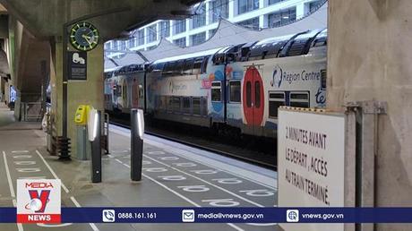 Nhiều du khách bị ảnh hưởng do đình công tại Pháp