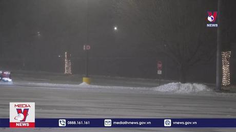 Băng giá gây gián đoạn hoạt động tại nhiều nước