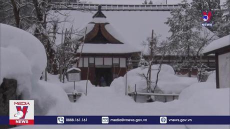 Tuyết rơi dày ở Nhật Bản