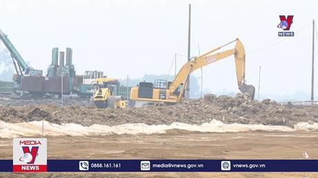 Khởi công đồng loạt 12 dự án cao tốc Bắc - Nam